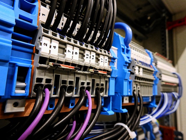 Na co přijde elektrikář v rámci revize v kanceláři